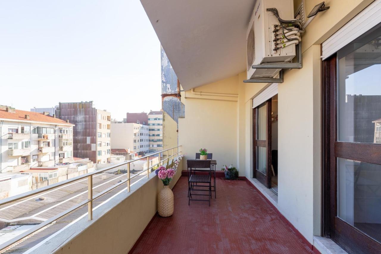 Host Wise - Trendy Bright Flats With Jacuzzi - 5 Min Beach Matosinhos  Exteriör bild